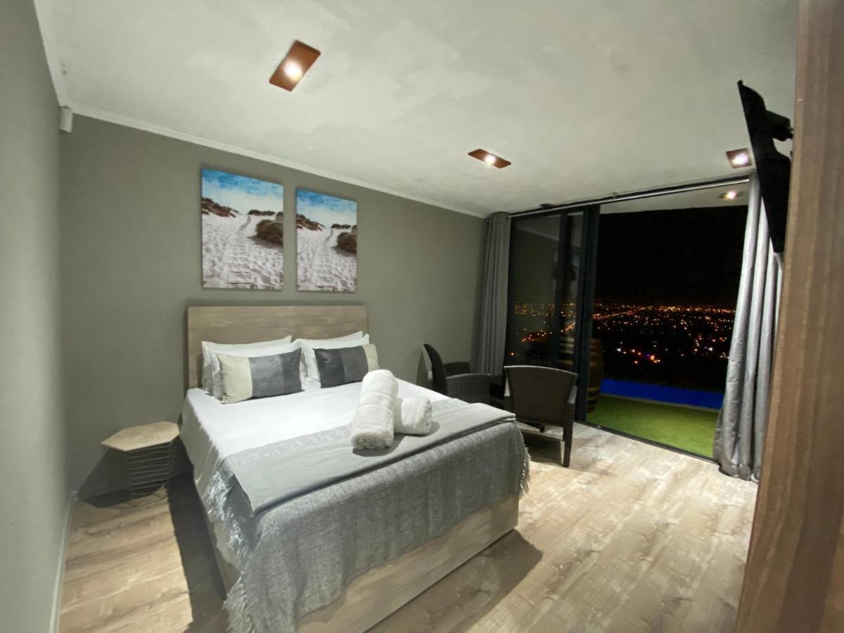 On The Gbay Villa Gordons Bay Exterior photo